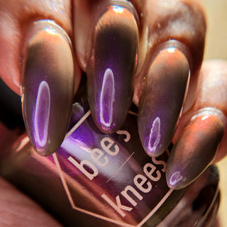 Image provided for Bee's Knees by a paid swatcher featuring the nail polish " Earth Sunderer "