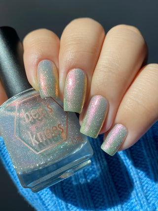 Image provided for Bee's Knees by a paid swatcher featuring the nail polish " Casting "