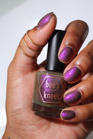 Image provided for Bee's Knees by a paid swatcher featuring the nail polish " Earth Sunderer "