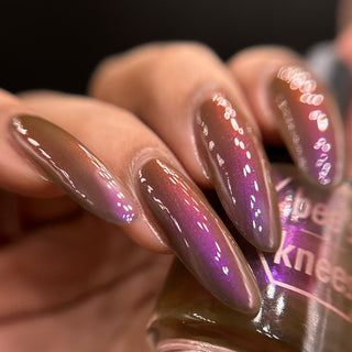 Image provided for Bee's Knees by a paid swatcher featuring the nail polish " Earth Sunderer "