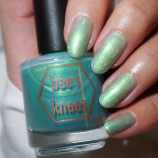 Image provided for Bee's Knees by a paid swatcher featuring the nail polish " Thunderstruck "