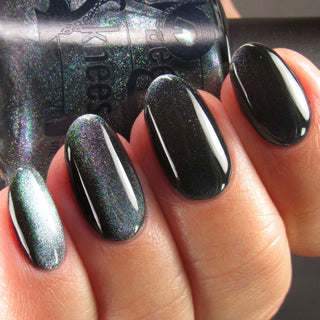 Image provided for Bee's Knees by a paid swatcher featuring the nail polish " Midnight Yoga and Seaweed "