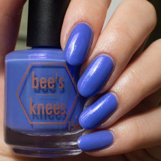 Image provided for Bee's Knees by a paid swatcher featuring the nail polish " Let's See the Stars "