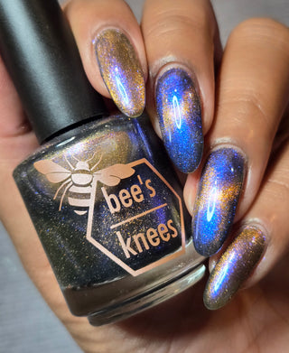 Image provided for Bee's Knees by a paid swatcher featuring the nail polish " It Doesn't Know Any Better, But You Do "