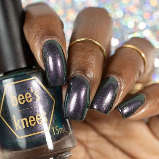 Image provided for Bee's Knees by a paid swatcher featuring the nail polish " Discord "