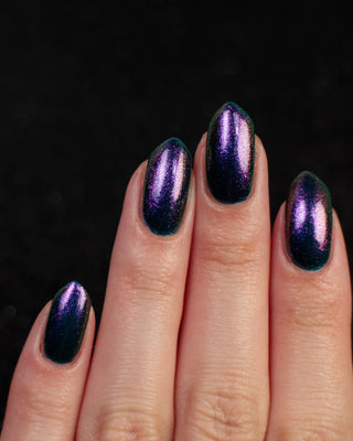 Image provided for Bee's Knees by a paid swatcher featuring the nail polish " Siren Song "