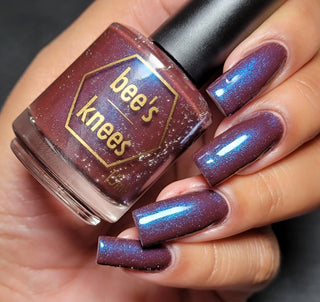 Image provided for Bee's Knees by a paid swatcher featuring the nail polish " Daydreams "