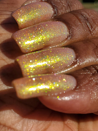 Image provided for Bee's Knees by a paid swatcher featuring the nail polish " Kindred Spirit "