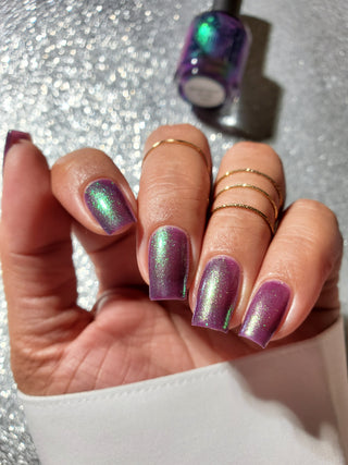 Image provided for Bee's Knees by a paid swatcher featuring the nail polish " Will Self-destruct For Likes "
