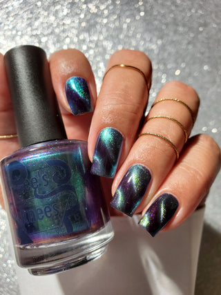 Image provided for Bee's Knees by a paid swatcher featuring the nail polish " An Insane F🦑cking Tentacle Sanctuary "