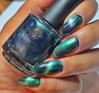 Image provided for Bee's Knees by a paid swatcher featuring the nail polish " Midnight Yoga and Seaweed "