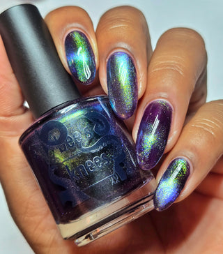Image provided for Bee's Knees by a paid swatcher featuring the nail polish " An Insane F🦑cking Tentacle Sanctuary "