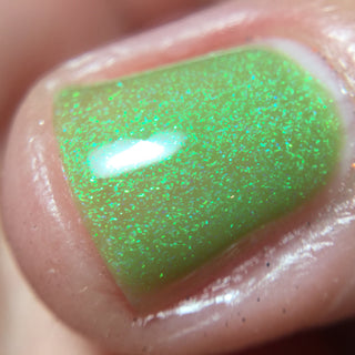 Image provided for Bee's Knees by a paid swatcher featuring the nail polish " I Really Liked Pudding "