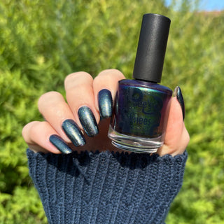 Image provided for Bee's Knees by a paid swatcher featuring the nail polish " An Insane F🦑cking Tentacle Sanctuary "