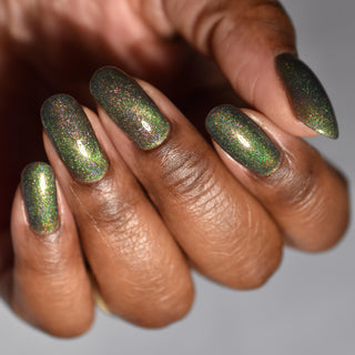 Image provided for Bee's Knees by a paid swatcher featuring the nail polish " Magiphilia "