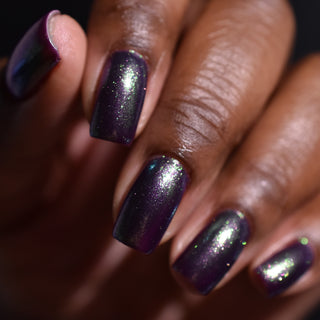 Image provided for Bee's Knees by a paid swatcher featuring the nail polish " Will Self-destruct For Likes "