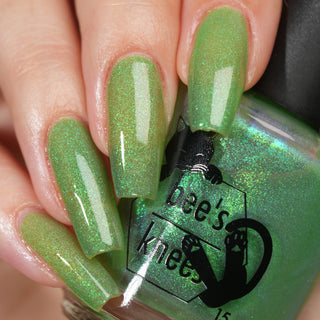 Image provided for Bee's Knees by a paid swatcher featuring the nail polish " I Really Liked Pudding "