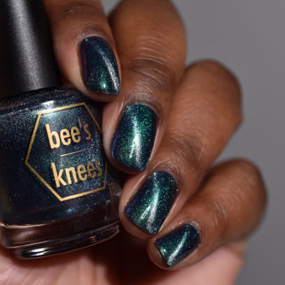 Image provided for Bee's Knees by a paid swatcher featuring the nail polish " Outplayed "