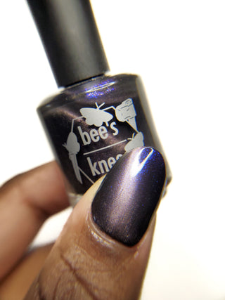 Image provided for Bee's Knees by a paid swatcher featuring the nail polish " Knight, Knave, Optimist "
