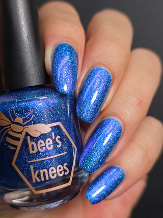 Image provided for Bee's Knees by a paid swatcher featuring the nail polish " Thalassophilia "