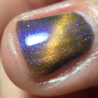Image provided for Bee's Knees by a paid swatcher featuring the nail polish " Tether "