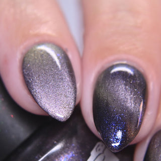 Image provided for Bee's Knees by a paid swatcher featuring the nail polish " Knight, Knave, Optimist "