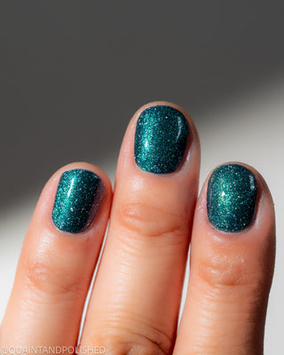 Image provided for Bee's Knees by a paid swatcher featuring the nail polish " Faragathe "
