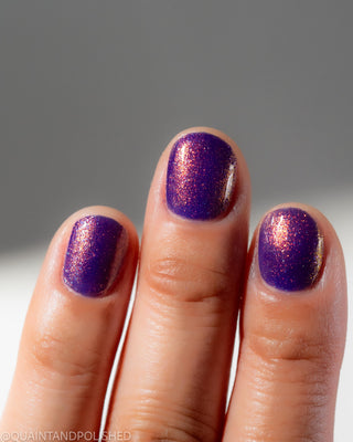 Image provided for Bee's Knees by a paid swatcher featuring the nail polish " The Great Unraveling "