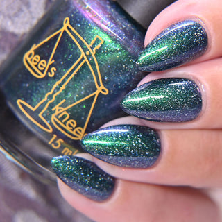 Image provided for Bee's Knees by a paid swatcher featuring the nail polish " Faragathe "