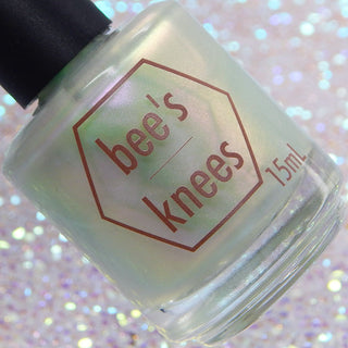 Image provided for Bee's Knees by a paid swatcher featuring the nail polish " Broken "