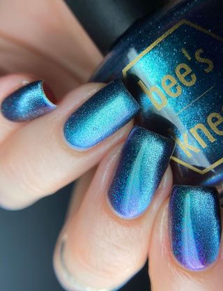 Image provided for Bee's Knees by a paid swatcher featuring the nail polish " Outplayed "