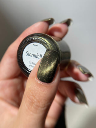 Image provided for Bee's Knees by a paid swatcher featuring the nail polish " Stormfall "
