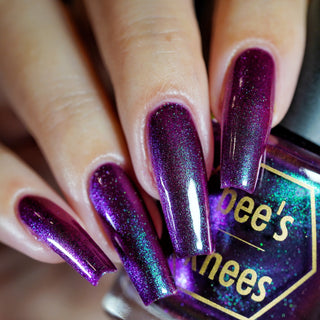 Image provided for Bee's Knees by a paid swatcher featuring the nail polish " My Lucky Day "