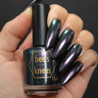 Image provided for Bee's Knees by a paid swatcher featuring the nail polish " Discord "