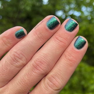 Image provided for Bee's Knees by a paid swatcher featuring the nail polish " Faragathe "