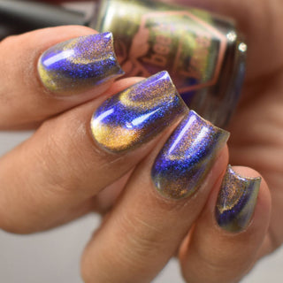 Image provided for Bee's Knees by a paid swatcher featuring the nail polish " It Doesn't Know Any Better, But You Do "