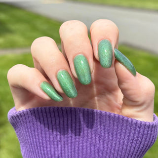 Image provided for Bee's Knees by a paid swatcher featuring the nail polish " I Really Liked Pudding "