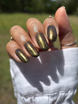 Image provided for Bee's Knees by a paid swatcher featuring the nail polish " Thank You for Choosing Me "