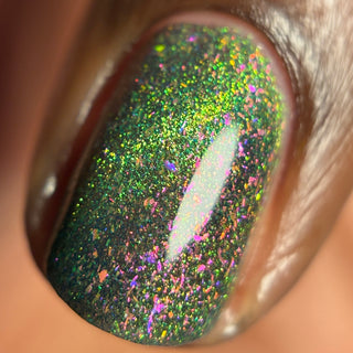 Image provided for Bee's Knees by a paid swatcher featuring the nail polish " Magiphilia "