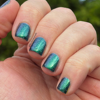 Image provided for Bee's Knees by a paid swatcher featuring the nail polish " Faragathe "