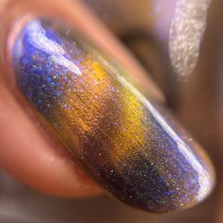 Image provided for Bee's Knees by a paid swatcher featuring the nail polish " Tether "