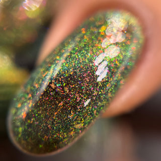 Image provided for Bee's Knees by a paid swatcher featuring the nail polish " Magiphilia "