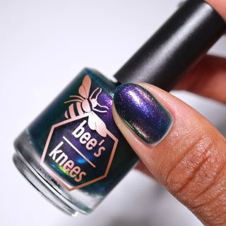 Image provided for Bee's Knees by a paid swatcher featuring the nail polish " Siren Song "