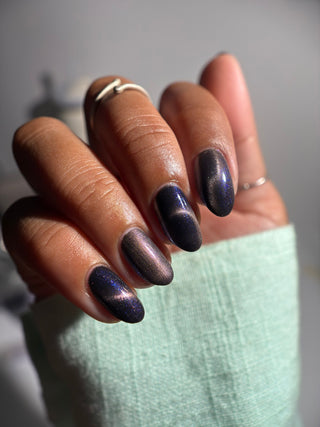 Image provided for Bee's Knees by a paid swatcher featuring the nail polish " Knight, Knave, Optimist "