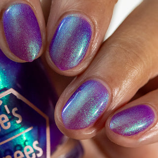Image provided for Bee's Knees by a paid swatcher featuring the nail polish " Sea Hag Summer "