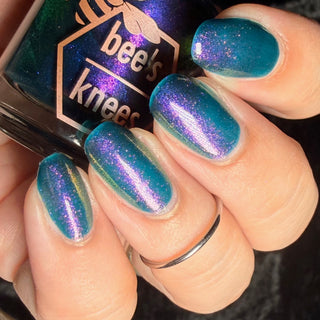 Image provided for Bee's Knees by a paid swatcher featuring the nail polish " Siren Song "