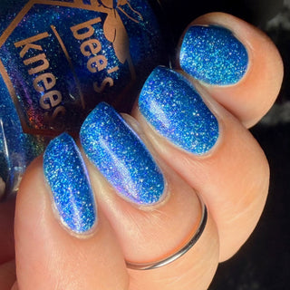 Image provided for Bee's Knees by a paid swatcher featuring the nail polish " Thalassophilia "
