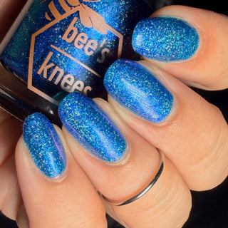 Image provided for Bee's Knees by a paid swatcher featuring the nail polish " Thalassophilia "
