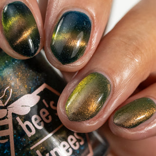 Image provided for Bee's Knees by a paid swatcher featuring the nail polish " Circle with Me "