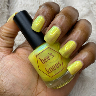 Image provided for Bee's Knees by a paid swatcher featuring the nail polish " Lightweaver "